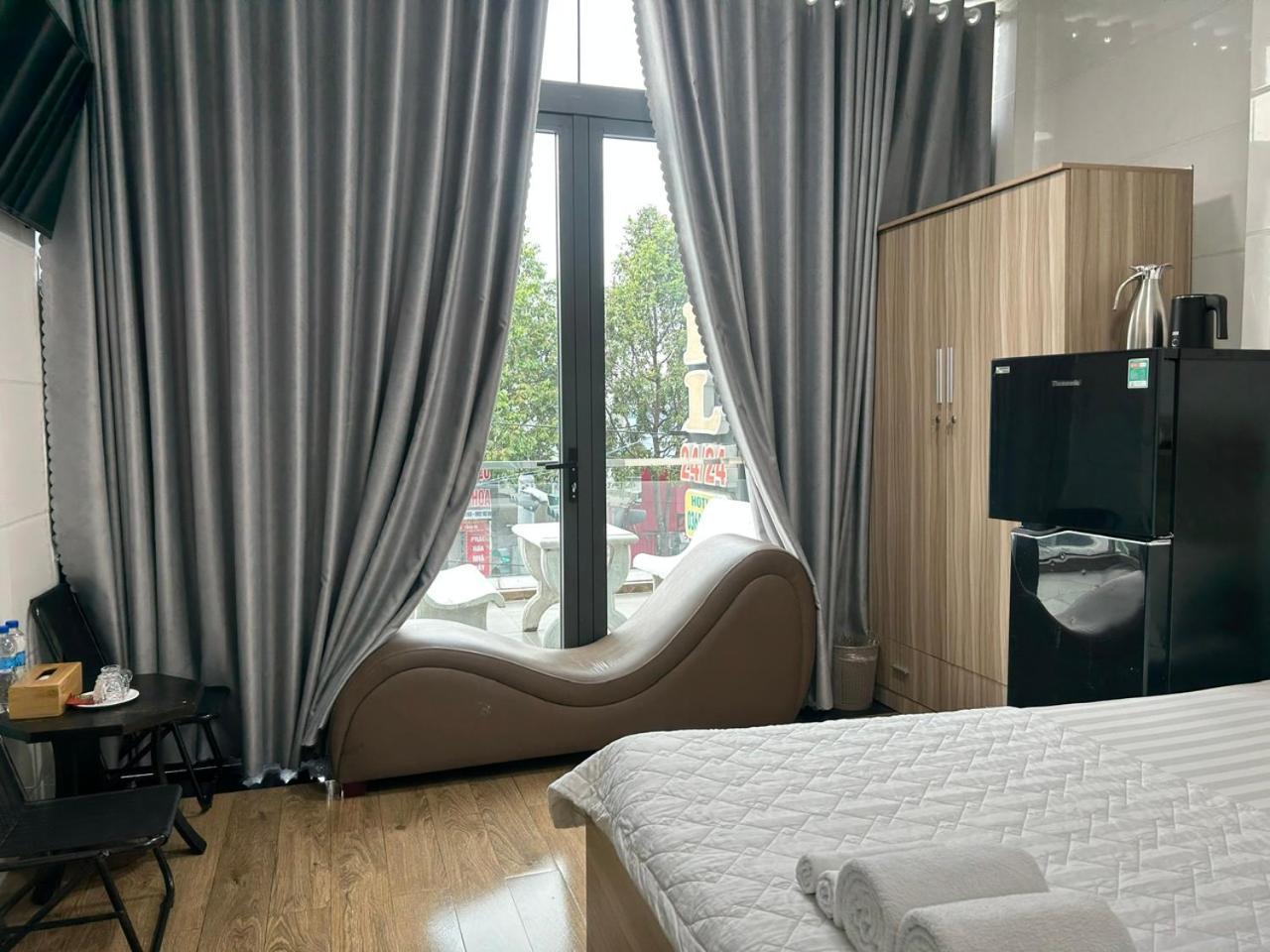 Hotel Hong Cam Chau Thanh Bagian luar foto