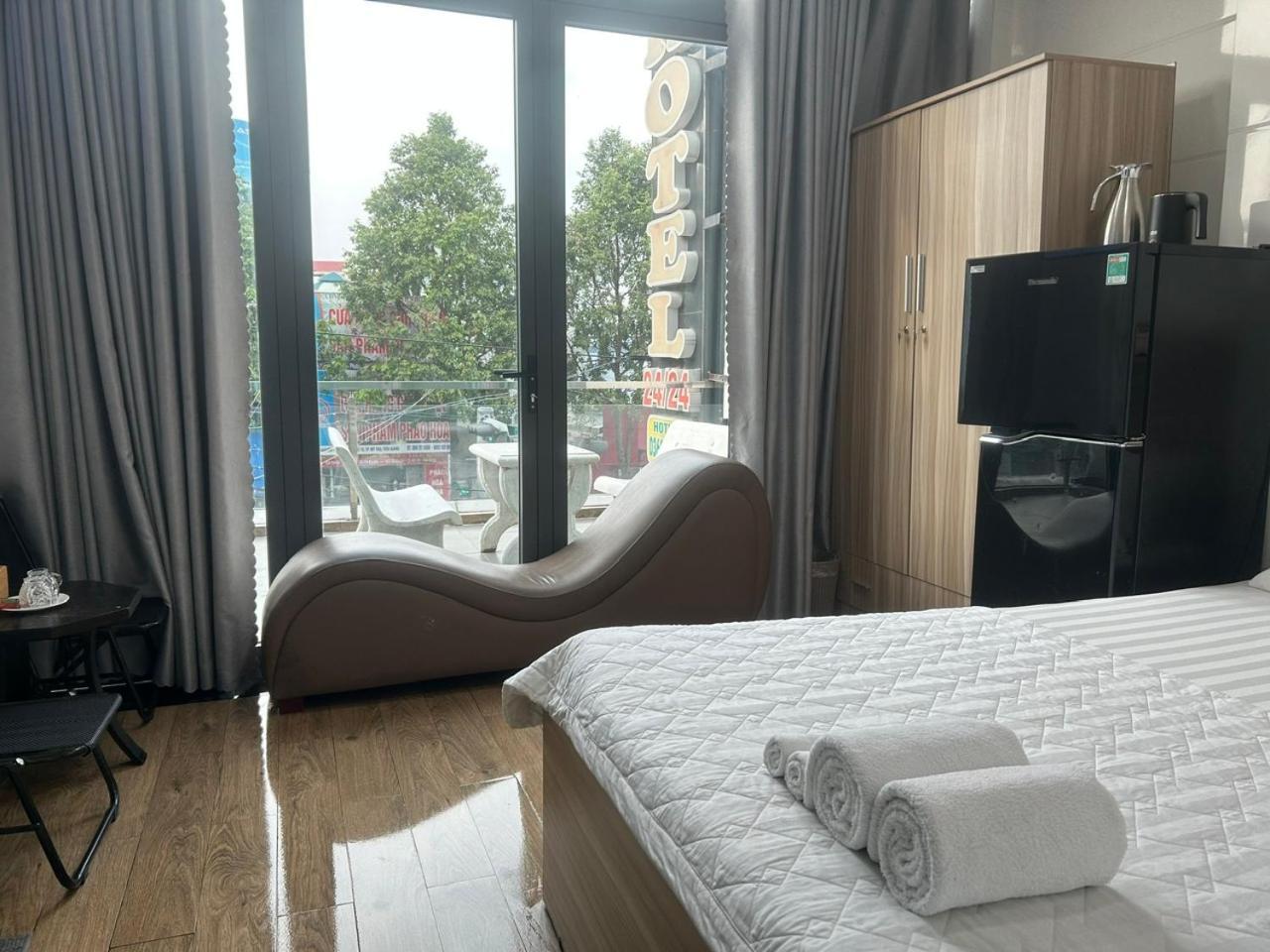 Hotel Hong Cam Chau Thanh Bagian luar foto